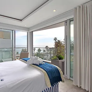 https://pavilon.hotels-capetown.com